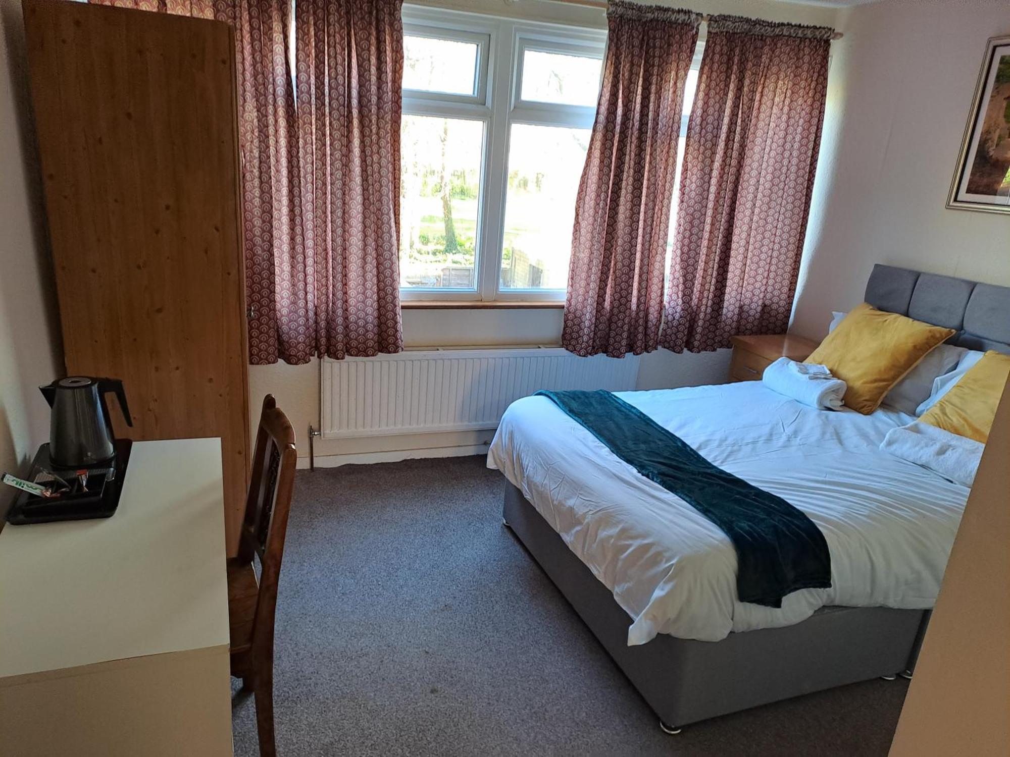House56 Guest house Milton Keynes